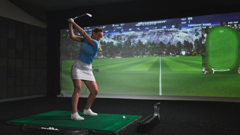 indoor golf simulator Dubai